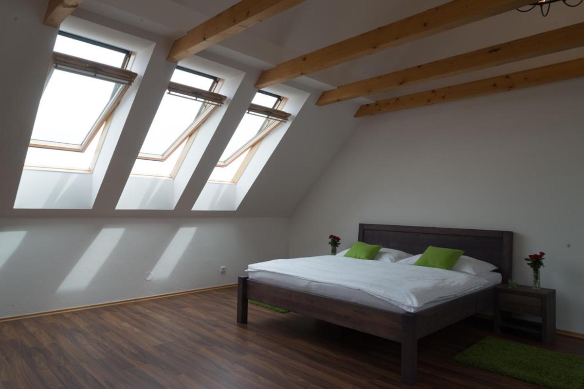 Hotel Pavlov Ngoại thất bức ảnh